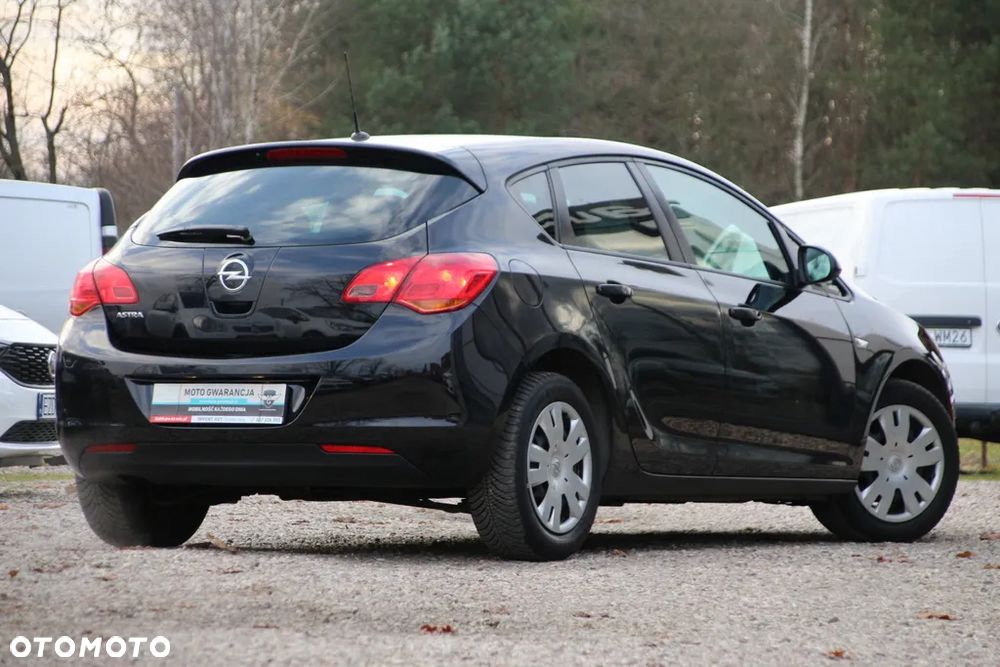 Opel Astra 1.6 ENERGY - 18