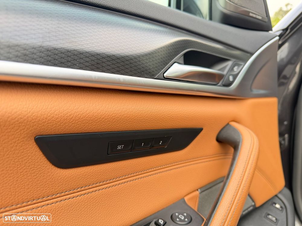 BMW 530 e Pack M - 45