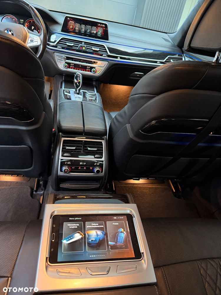 BMW Seria 7 750d xDrive - 15