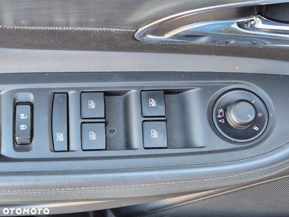 Opel Mokka 1.4 T Cosmo S&S - 9