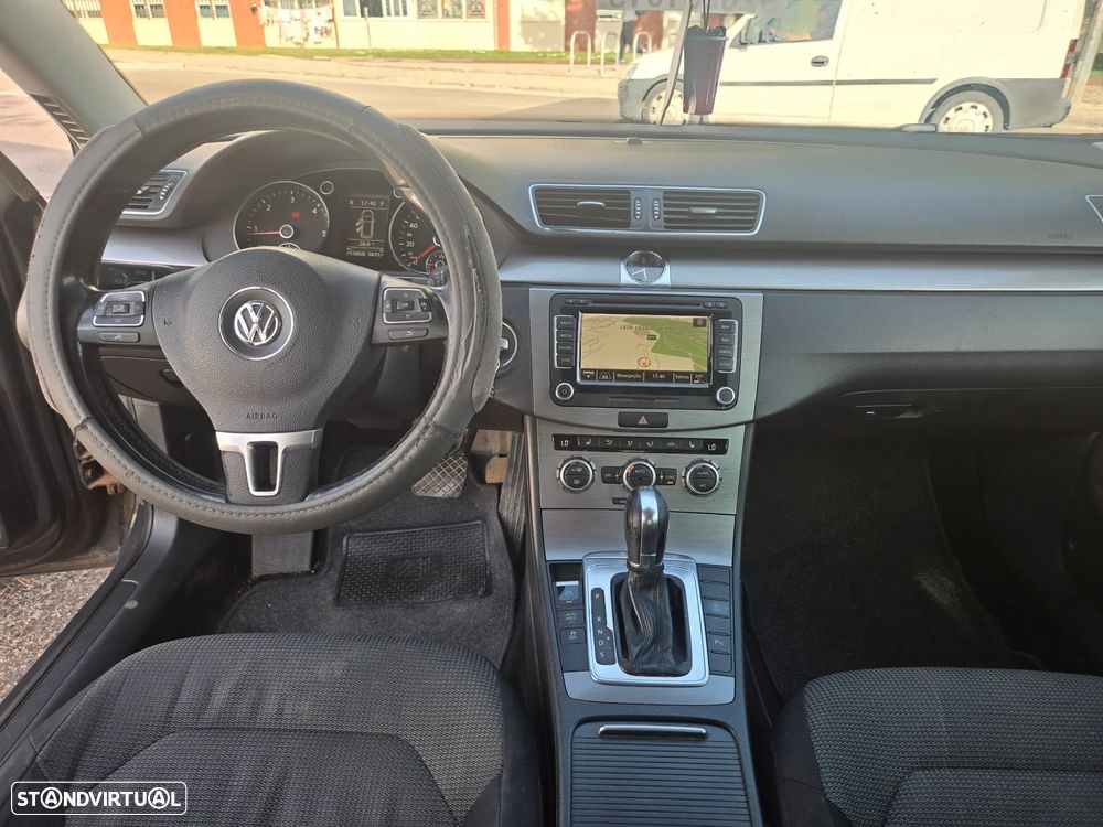 VW Passat Variant 2.0 TDI Confortline DSG - 7