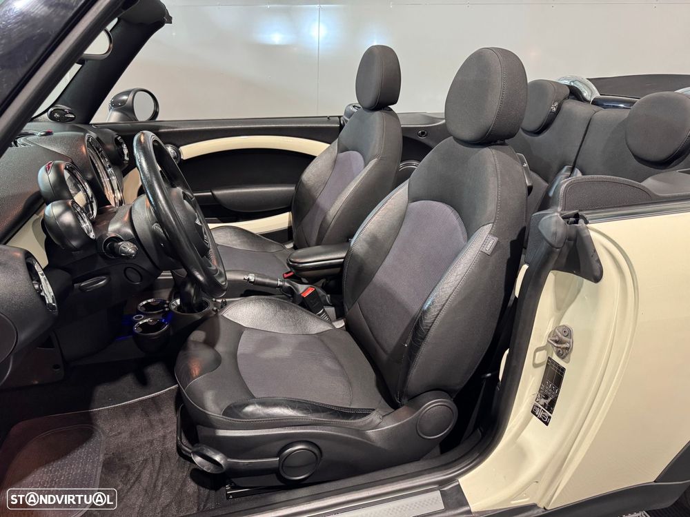 MINI Cabrio Cooper S - 31