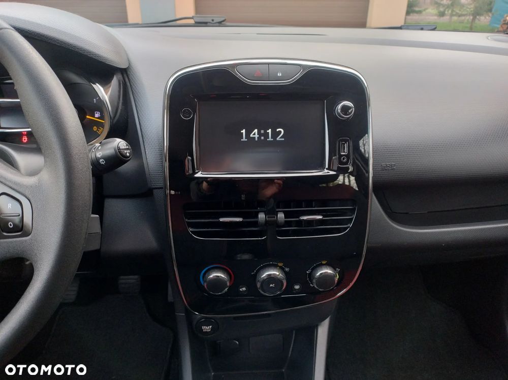 Renault Clio 1.2 16V 75 Experience - 26