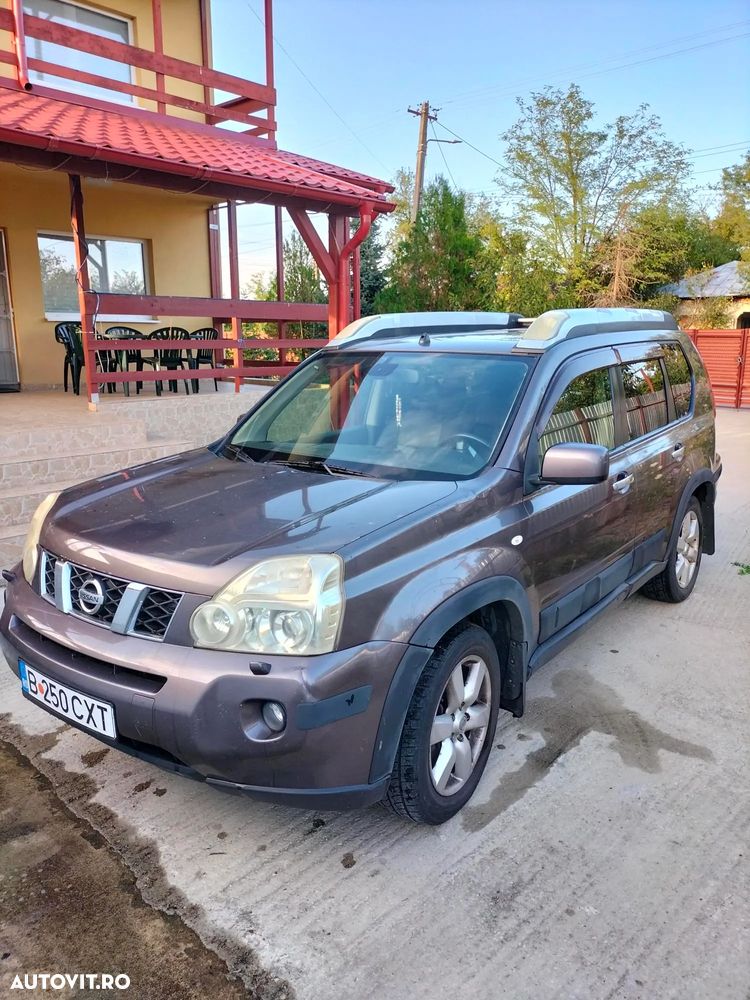 Nissan X-Trail 2.5 Elegance 5u - 1