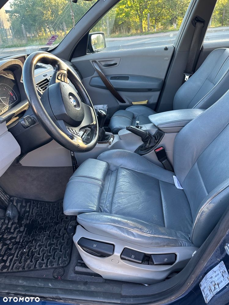 BMW X3 3.0d - 16