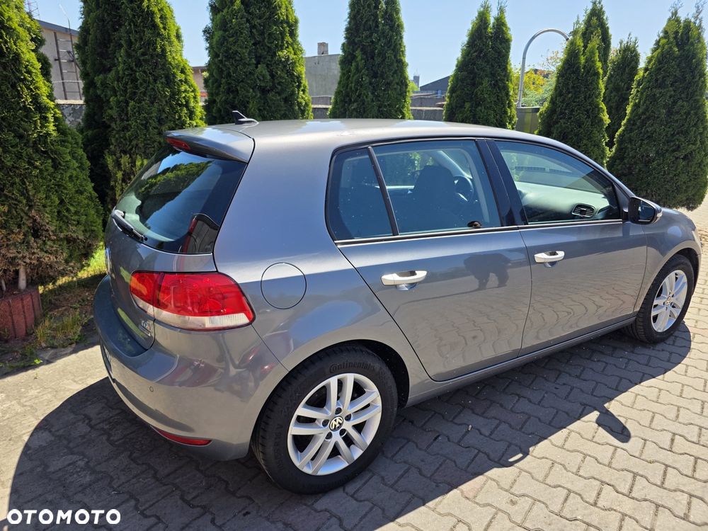 Volkswagen Golf 1.6 TDI BlueMot Comfortline DSG - 6