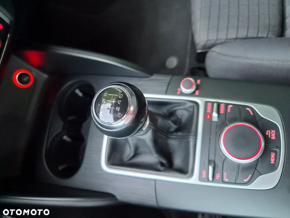 Audi A3 Sportback 1.4 TFSI Ambition - 18