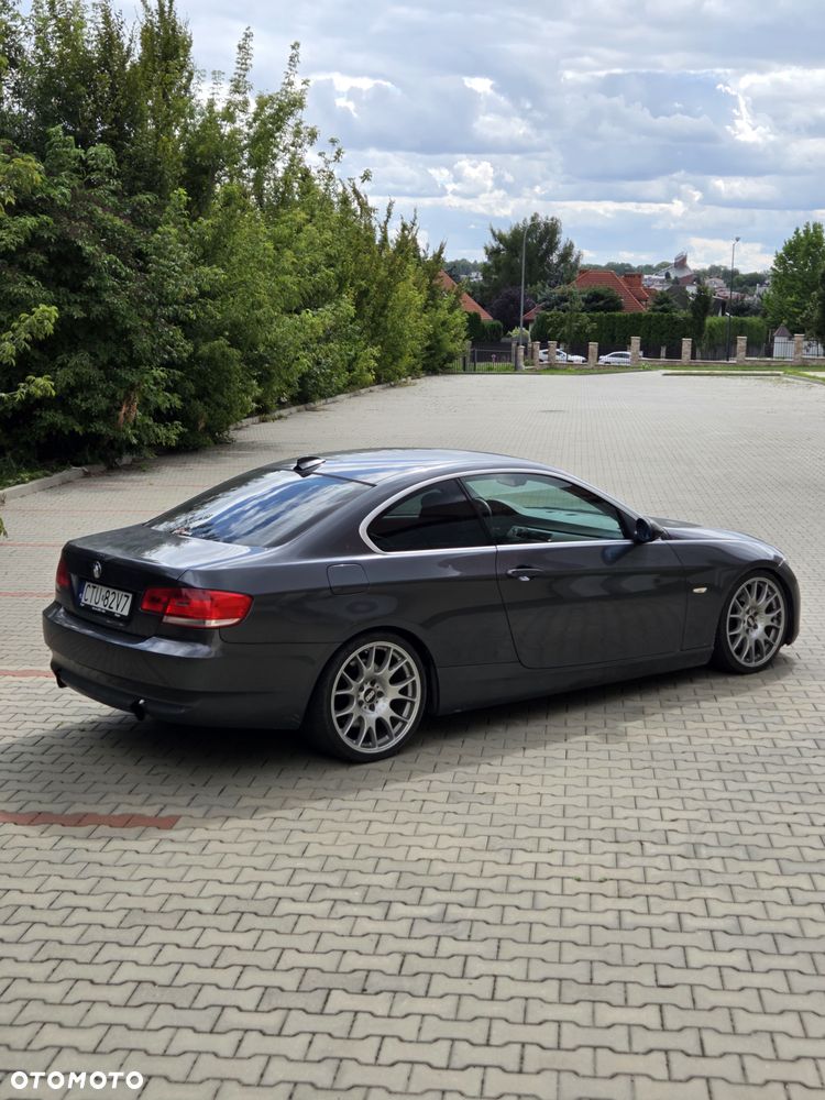 BMW Seria 3 335d - 4