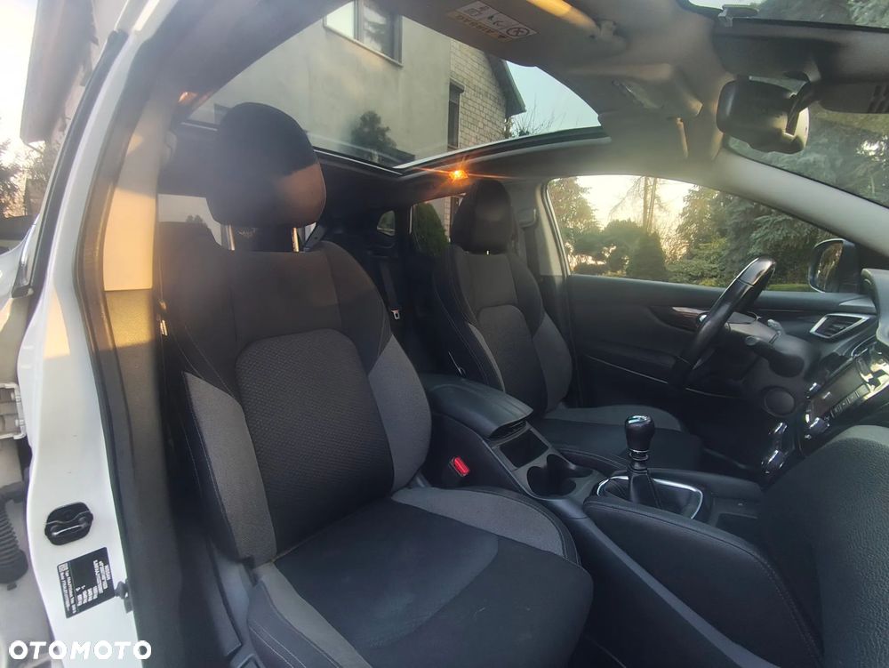 Nissan Qashqai 1.5 dCi Tekna - 13