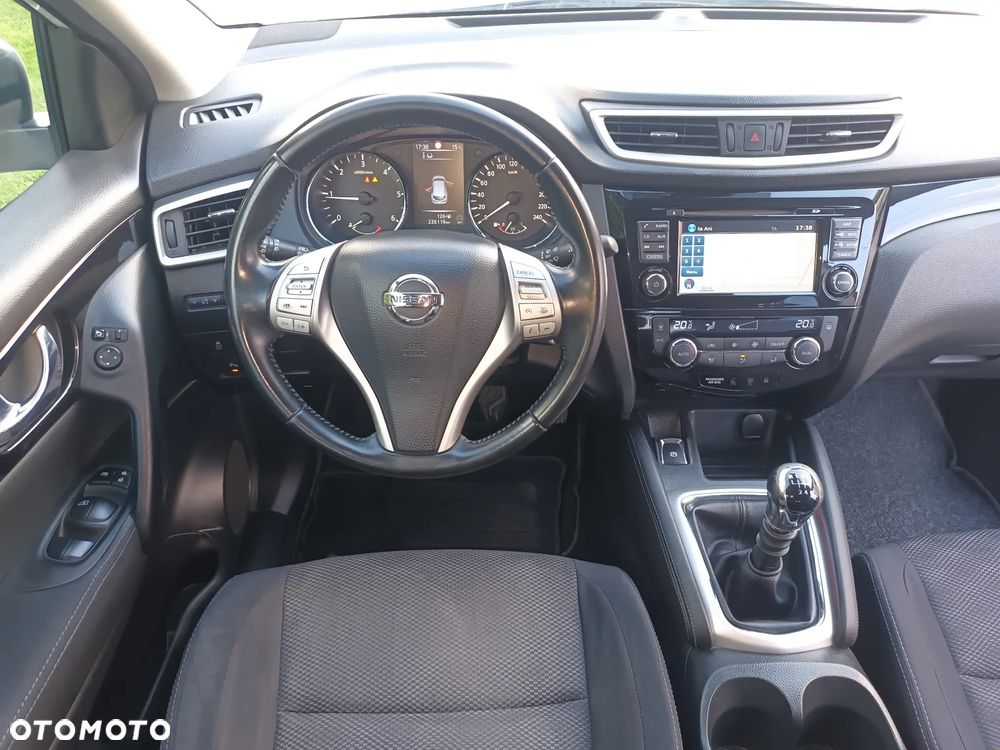 Nissan Qashqai 1.6 DCi N-Tec EU6 - 10