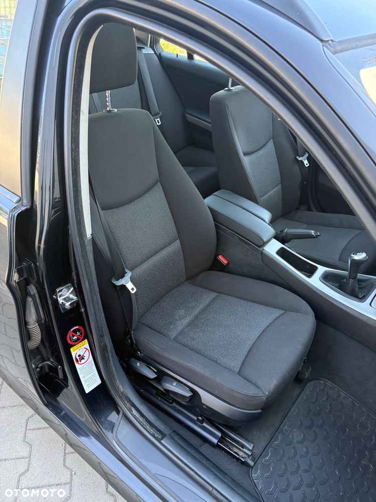 BMW Seria 3 320d DPF Blue Performance Edition Fleet Exclusive - 14