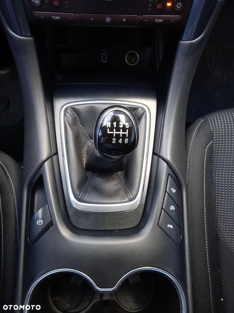 Ford Mondeo 2.0 EcoBlue Titanium - 30