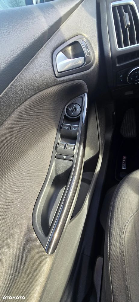 Ford Focus 1.0 EcoBoost Titanium ASS - 21