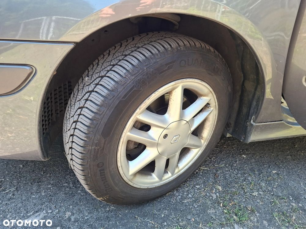 Renault Scenic - 10
