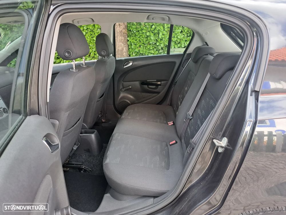 Opel Corsa 1.3 CDTi Enjoy - 20