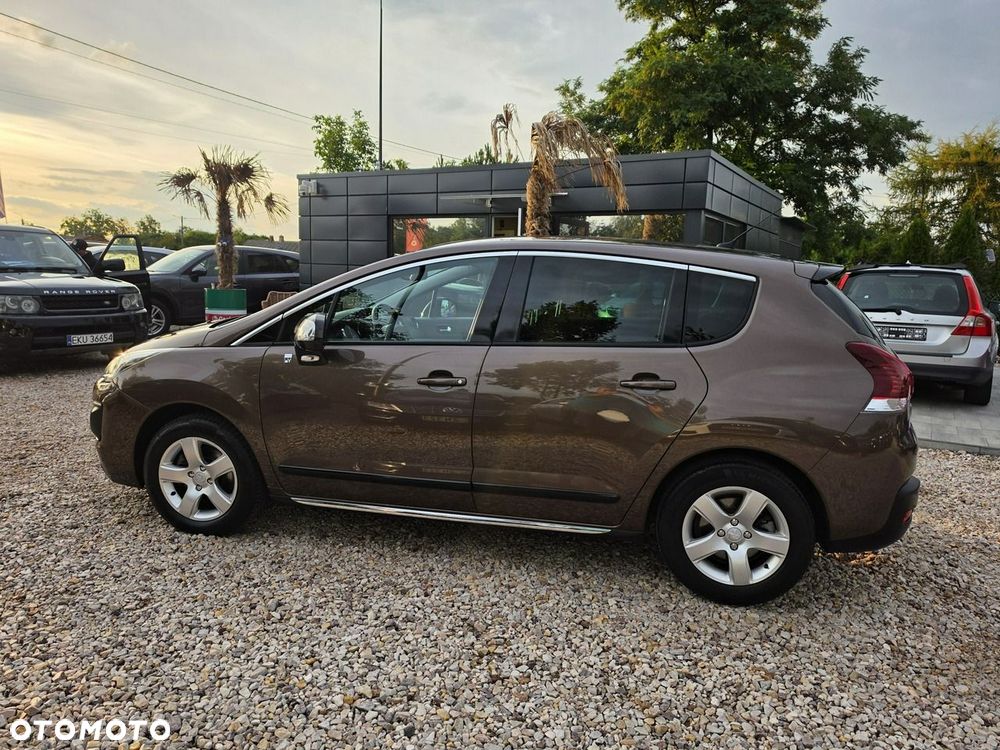 Peugeot 3008 Hybrid4 - 14