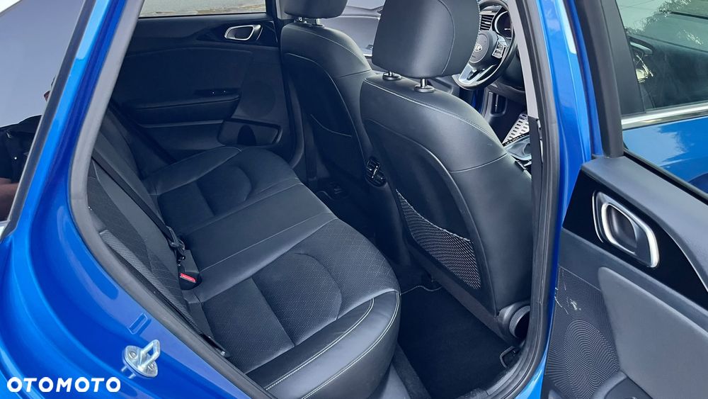 Kia Ceed 1.6 CRDi 136 DCT ISG Platinum Edition - 20