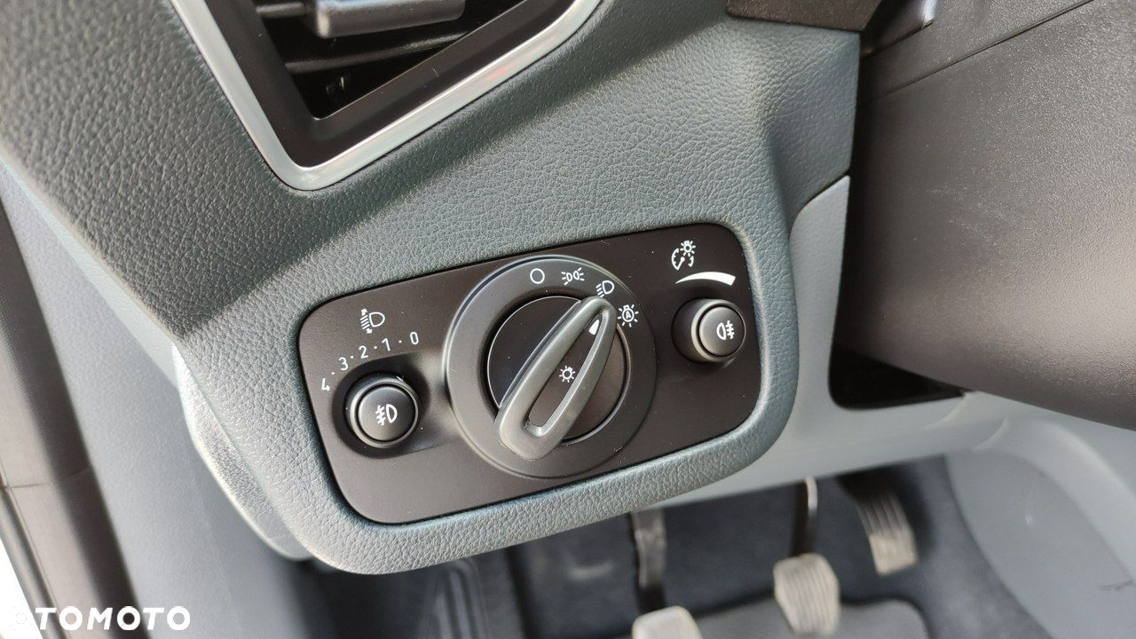 Ford Grand C-MAX - 18