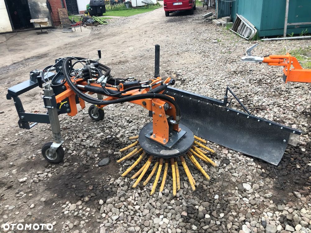 Kubota L 4240 - 23