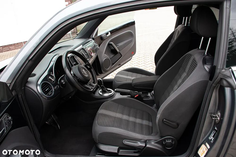 Volkswagen Beetle 2.0 TSI Sport DSG - 18