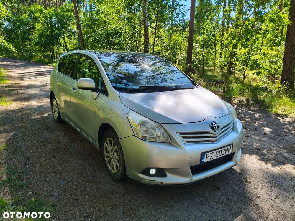Toyota Verso 2.0 D-4D Luna 7os - 20
