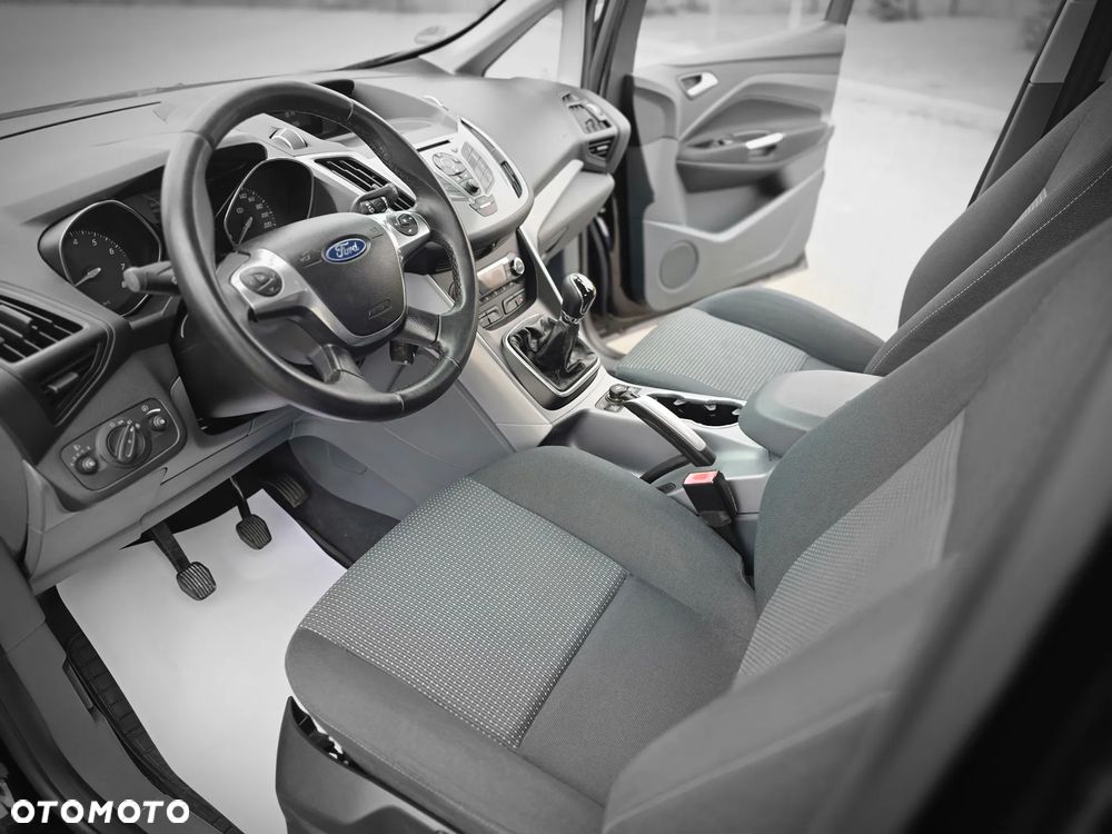 Ford Grand C-Max 2010 photo 4