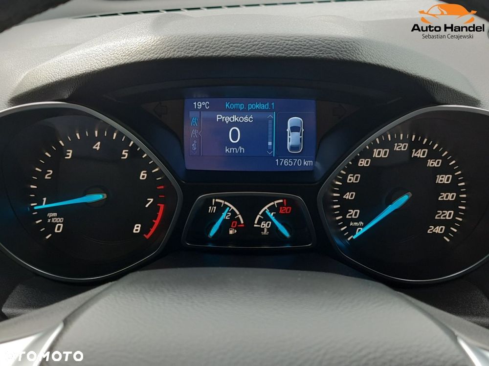 Ford Kuga - 21
