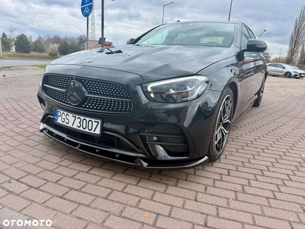 Mercedes-Benz Klasa E 220 d 9G-TRONIC AMG Line - 22