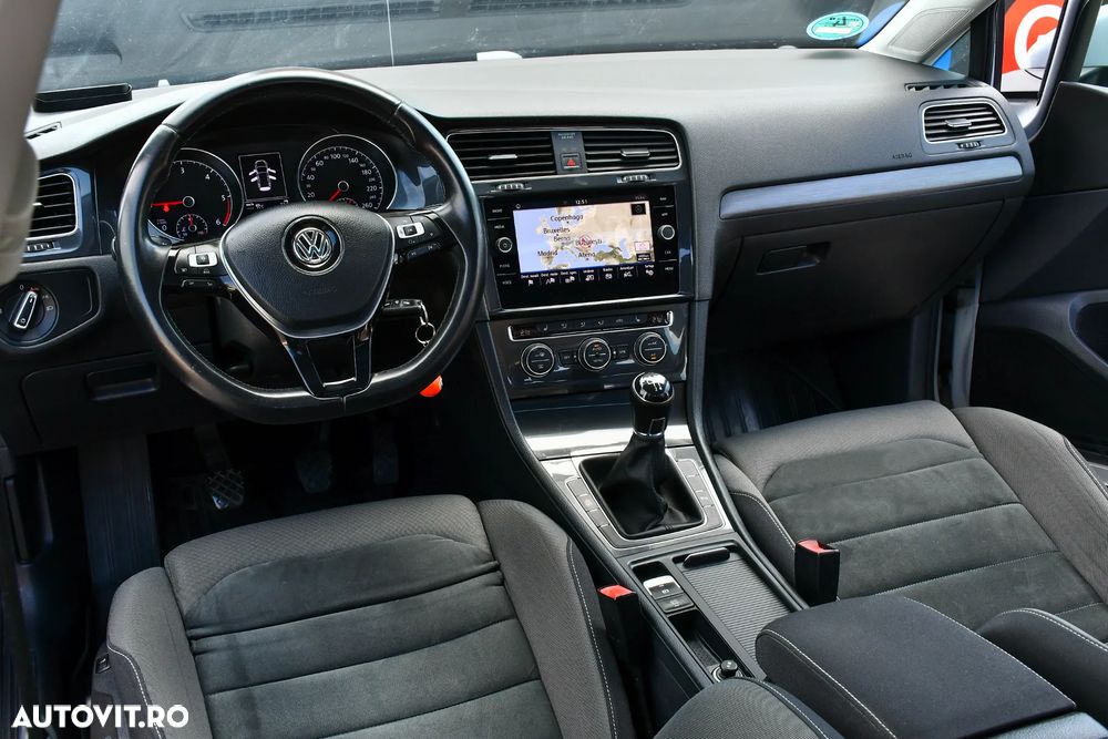 Volkswagen Golf 1.6 TDI Comfortline - 19