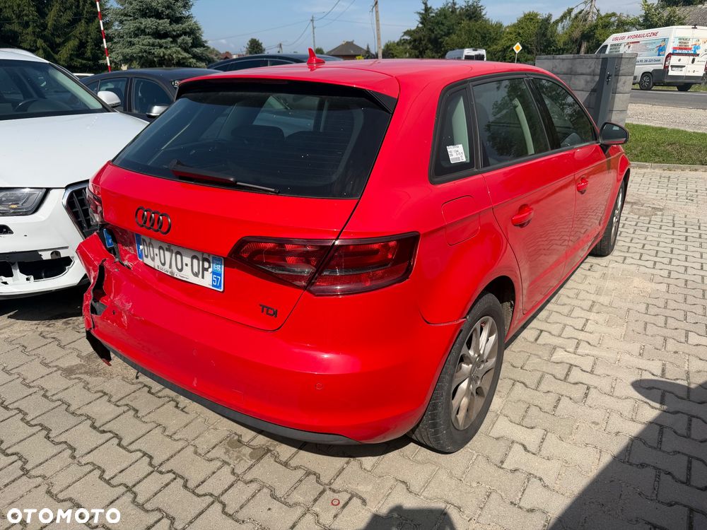 Audi A3 Sportback 1.6 TDI S tronic - 6