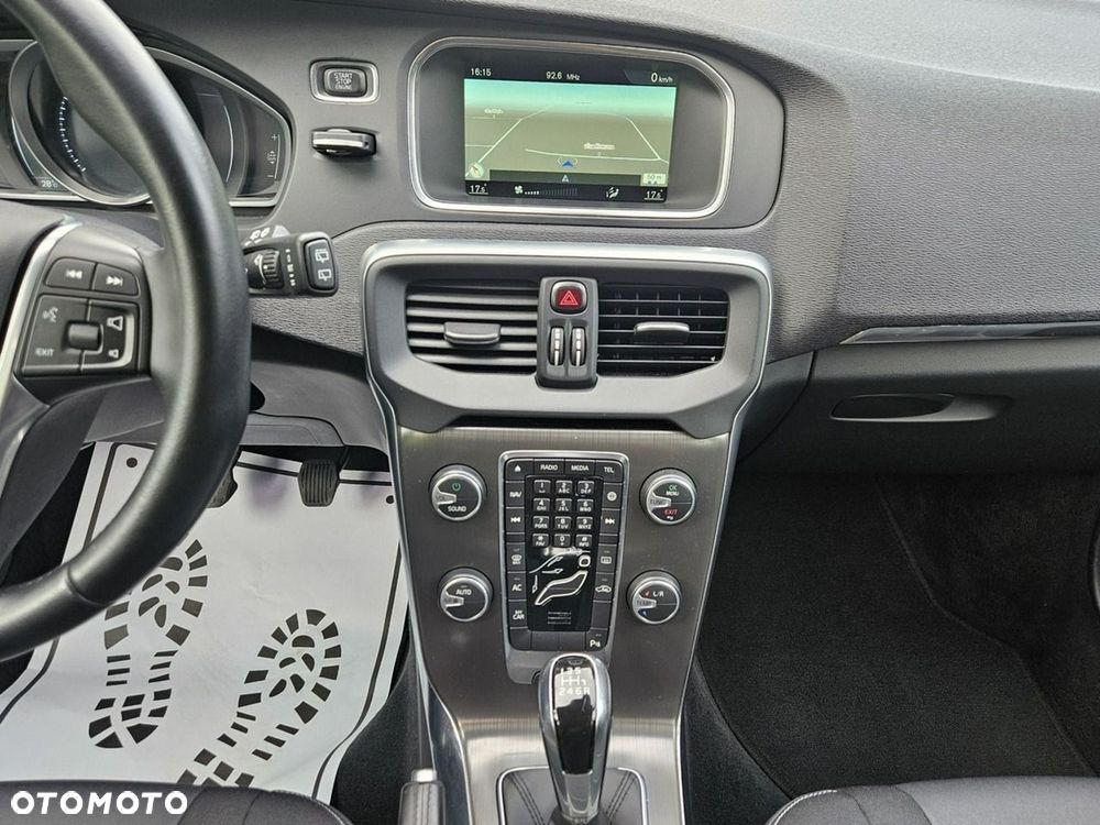Volvo V40 - 11