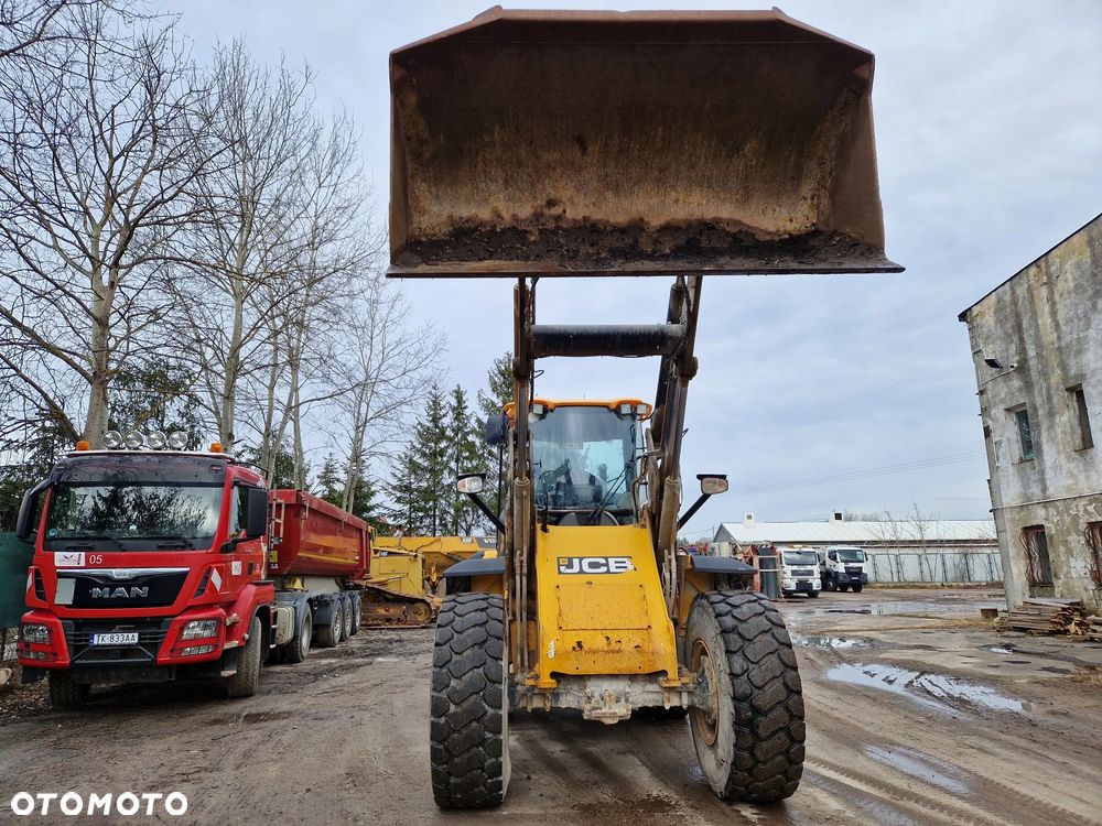 JCB 427HT - 12