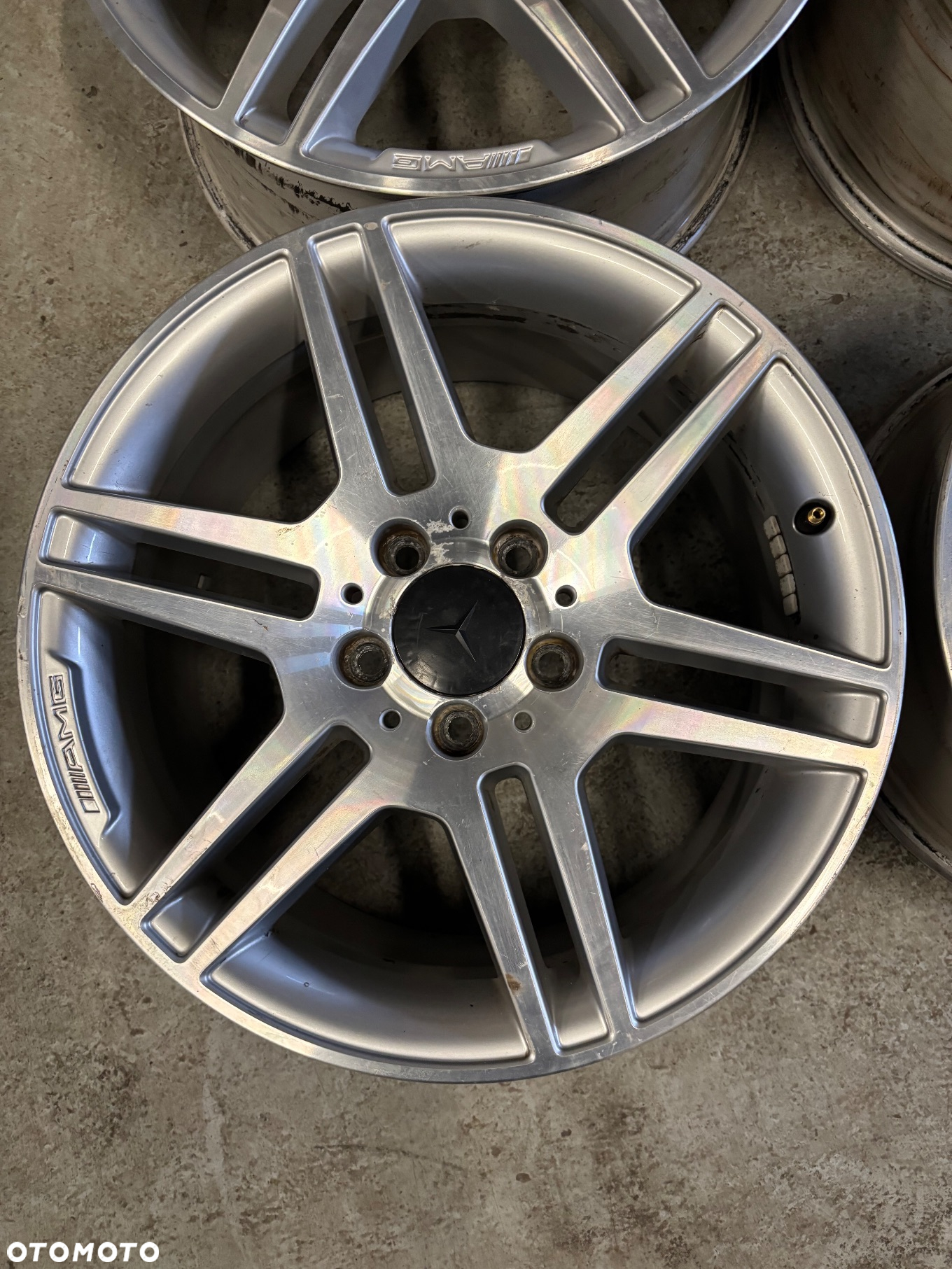 Alufelgi Mercedes 5x112 AMG 8.5Jx17 ET58 A2044014602 - 2