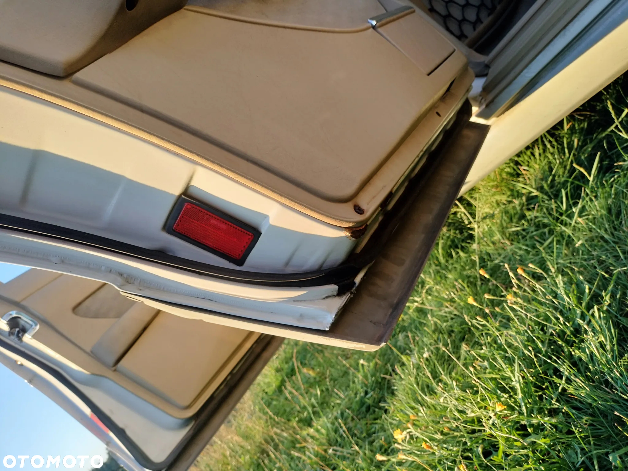 Mercedes-Benz Klasa S 300 SE 2.8 - 28