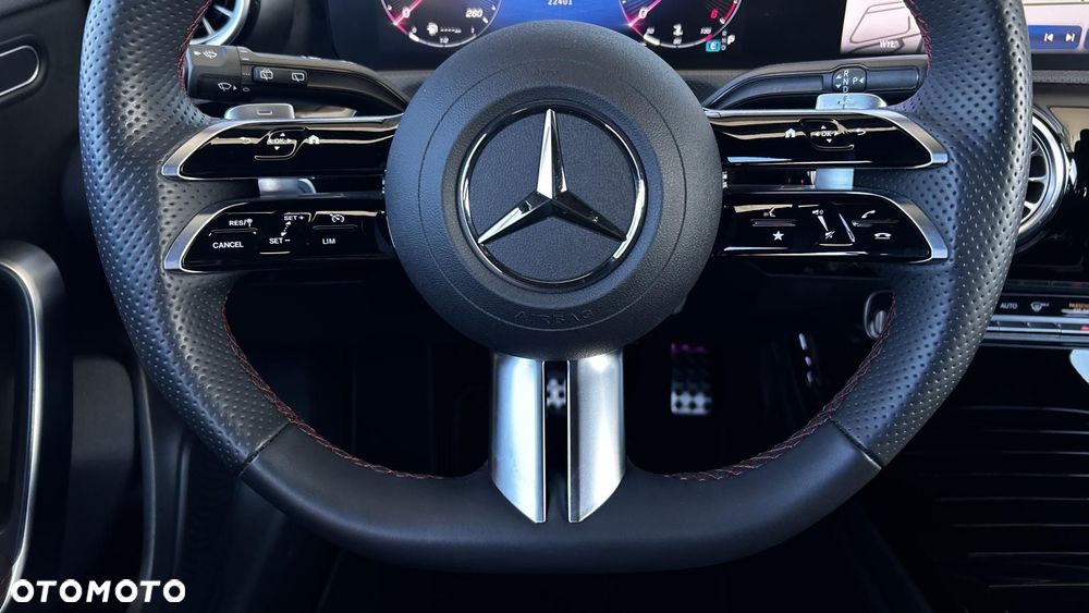 Mercedes-Benz Klasa A 220 d AMG Line 8G-DCT - 14