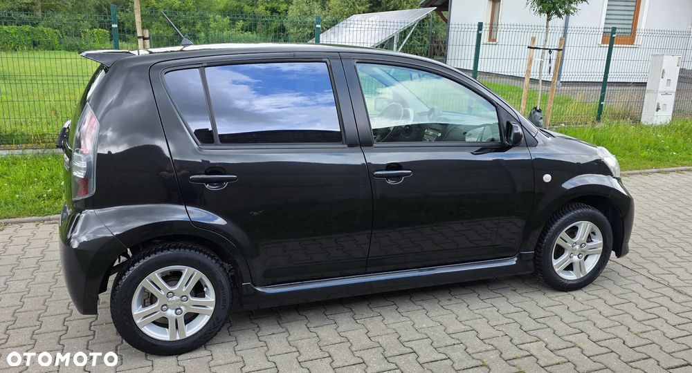 Daihatsu Sirion 1.3 S 100th Anniversary - 9