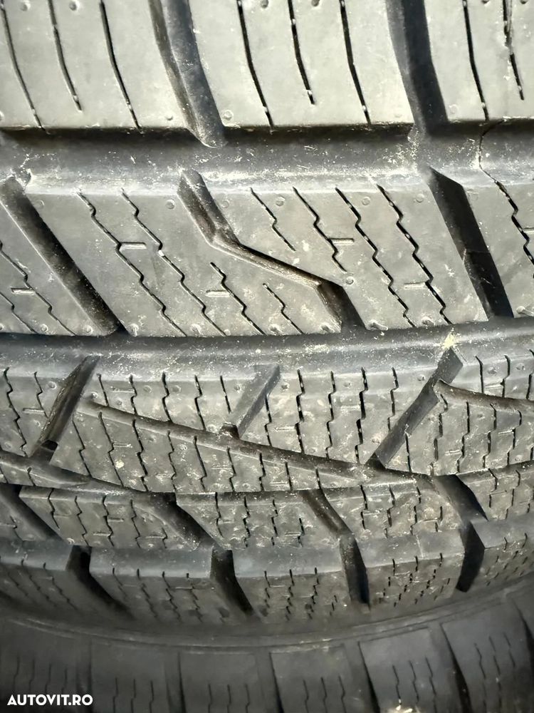 235 50 R18 ALLSEASON TYFOON - 3