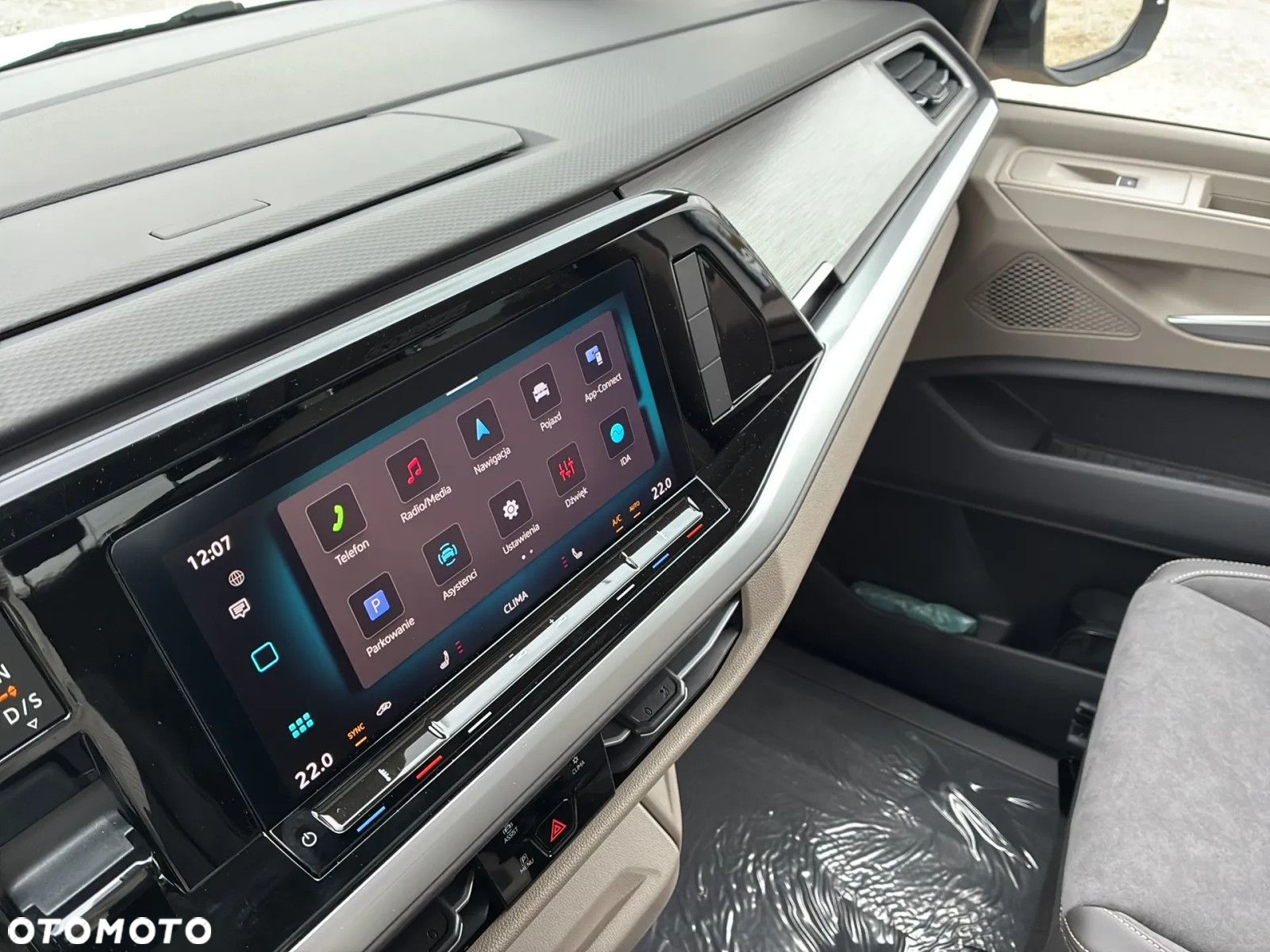Volkswagen Multivan 2.0 TSI L1 Edition DSG - 21