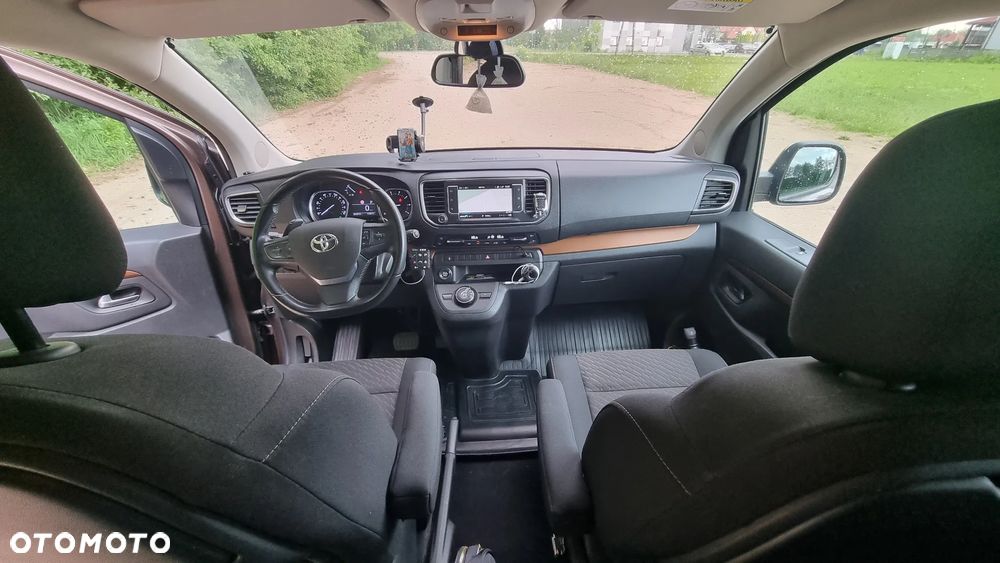 Toyota ProAce Kombi D-4D Long 2,8t - 5