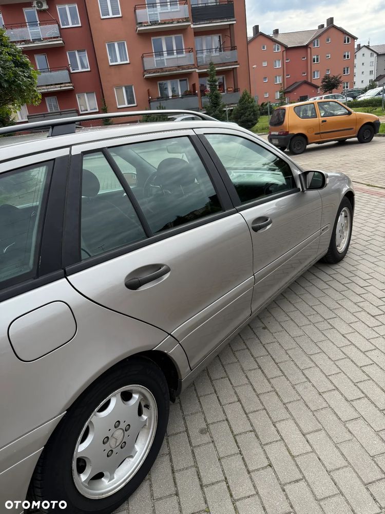 Mercedes-Benz Klasa C 200 CDI - 15
