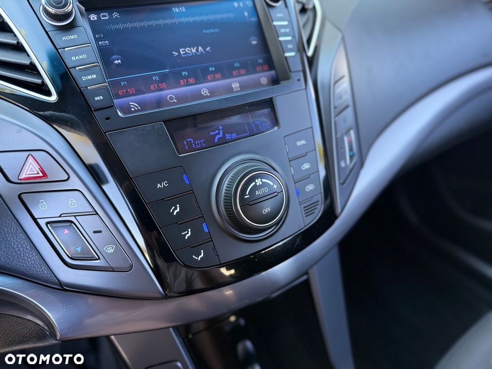 Hyundai i40 Kombi 1.6 Trend - 35