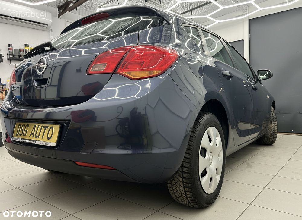 Opel Astra - 16