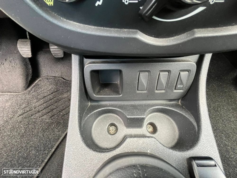 Dacia Duster 1.5 dCi Prestige - 14