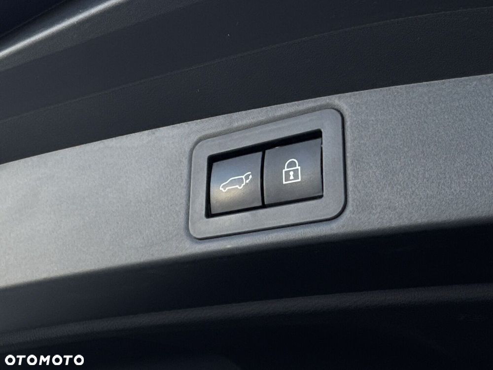Toyota Corolla 1.8 Hybrid Comfort - 33