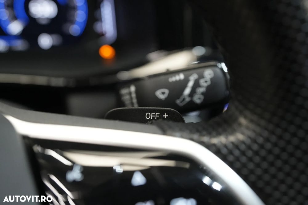 Volkswagen Multivan - 16