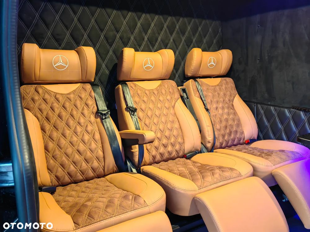 Mercedes-Benz Sprinter - 2