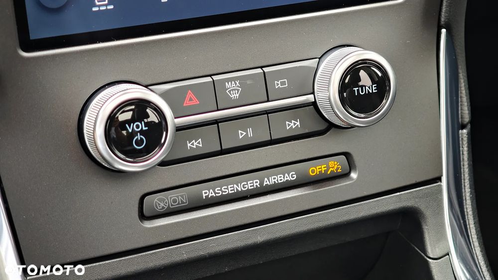 Ford Edge - 32