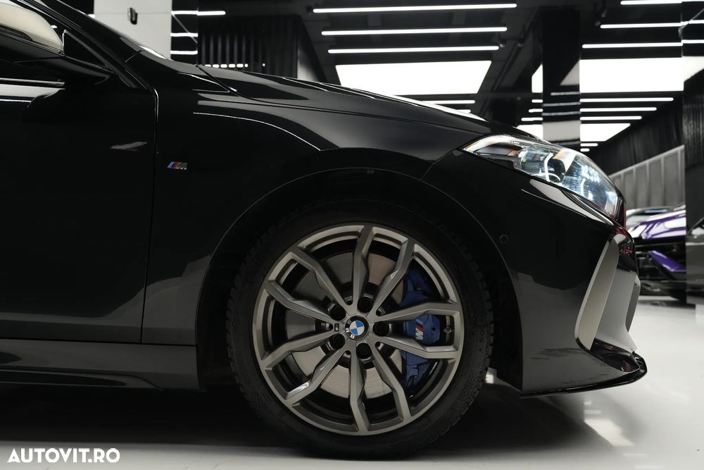 BMW M1 M135i xDrive AT - 35