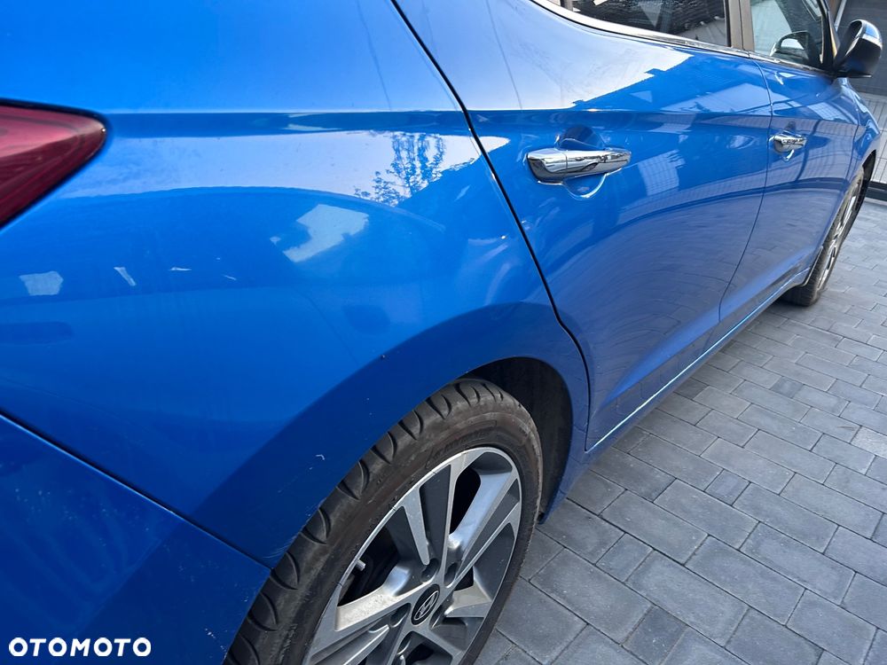 Hyundai Elantra 1.6 Style - 9