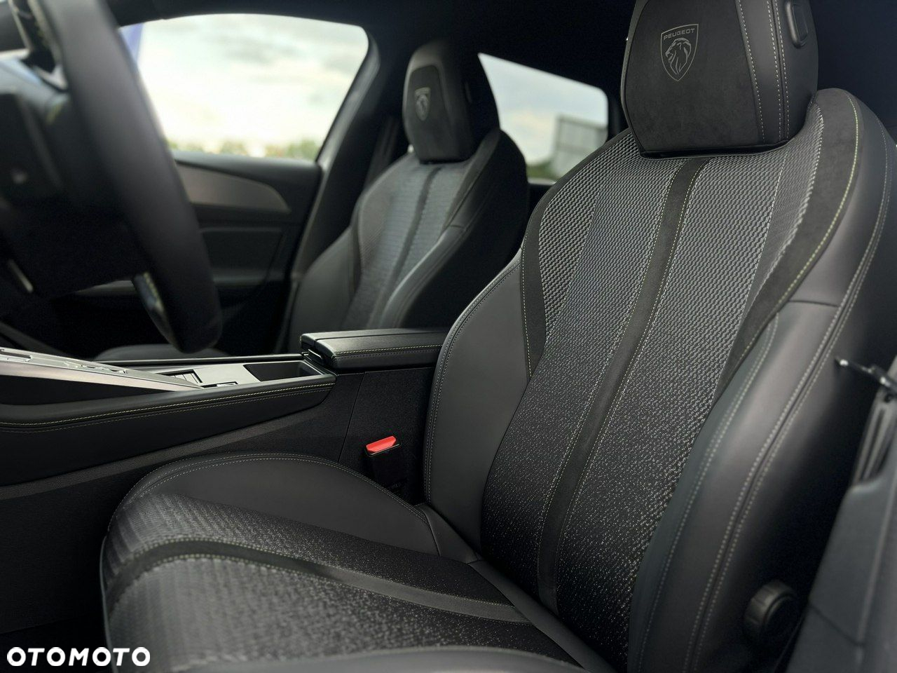 Peugeot 308 1.2 PureTech GT S&S EAT8 - 28